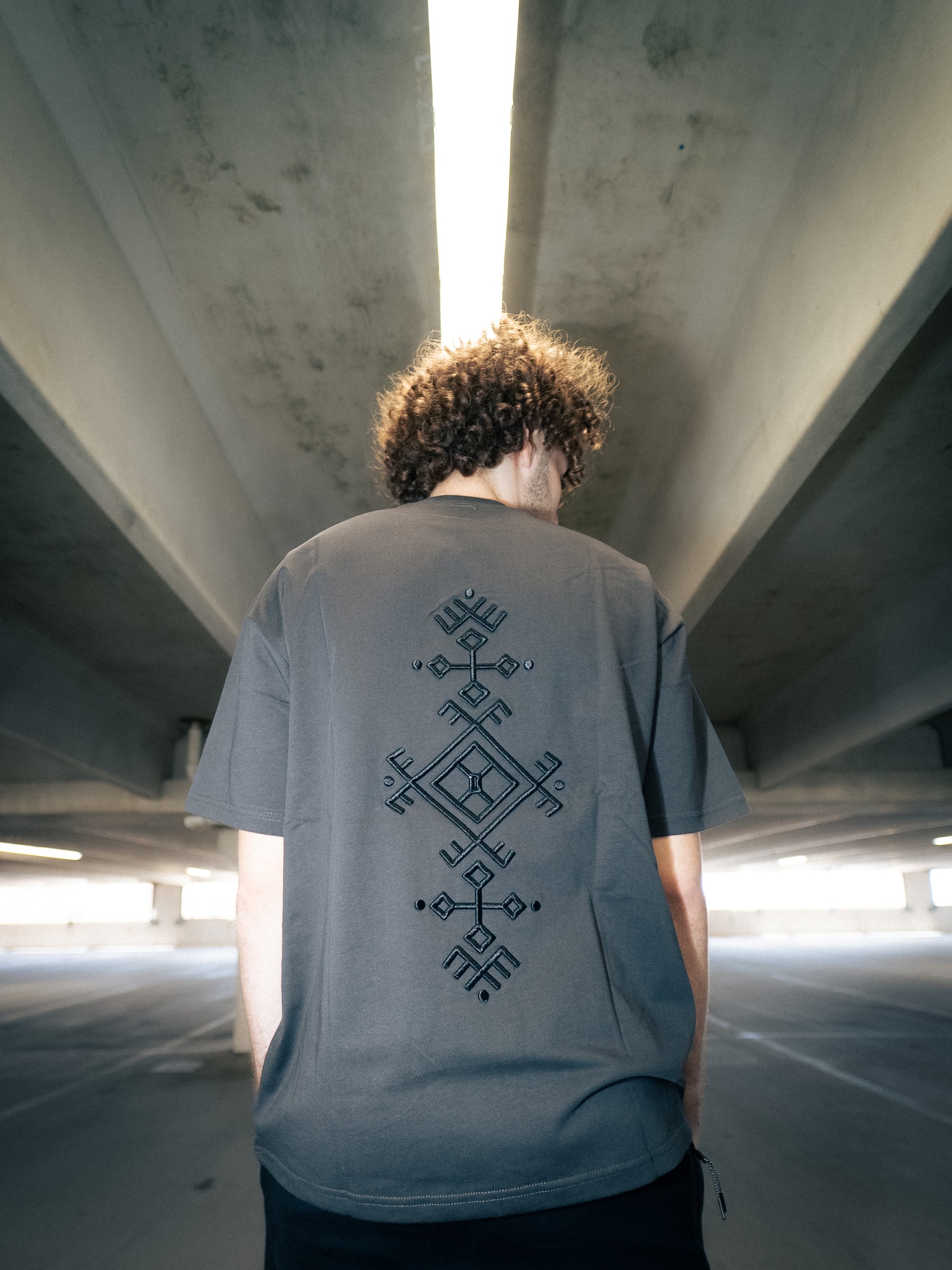 Zaoul Signature Tee – Sniper Gray